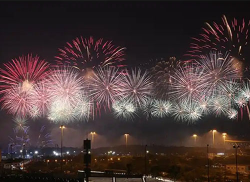 嘉鱼县焰火晚会